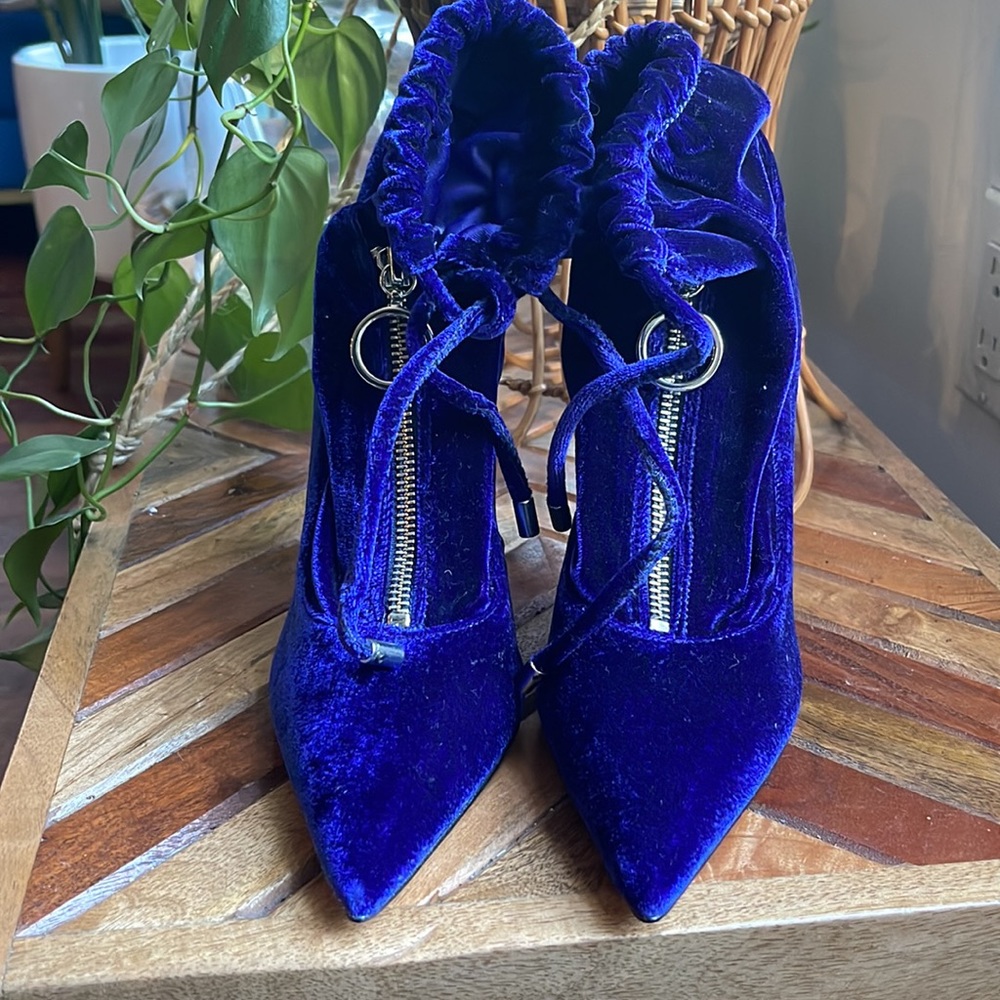Schutz “Irys” Velvet pointed toe bootie